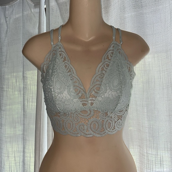 Victoria’s Secret Pink bra - Picture 8 of 11